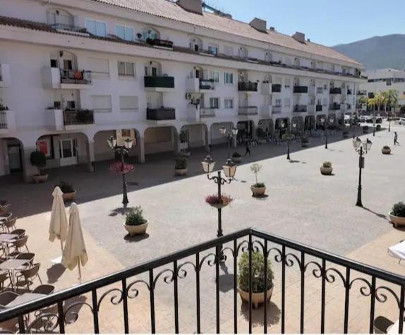 Torremolinos Alquilo Habitacion Con Bano Compartido Y Cocina Compartida Buitenkant foto
